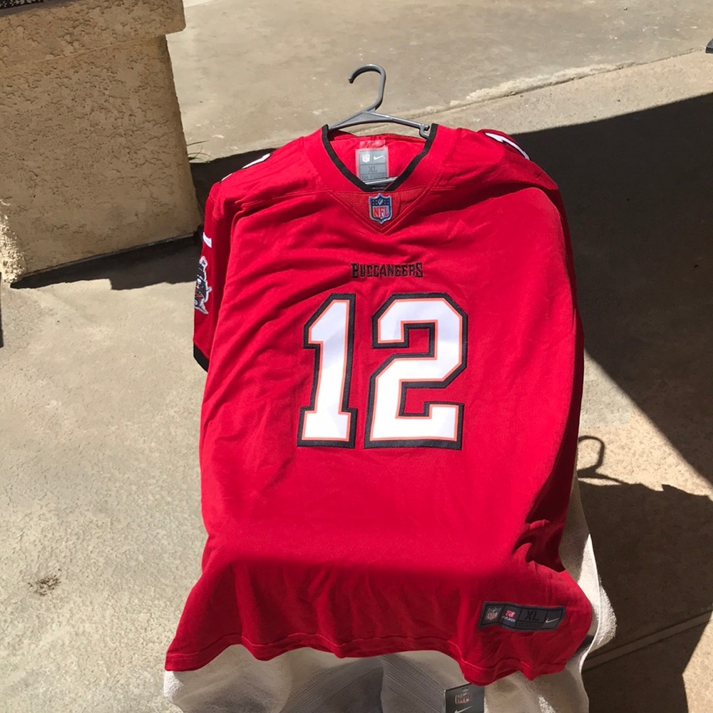 NFL Players on field Brady 12 Buccaneers jersey